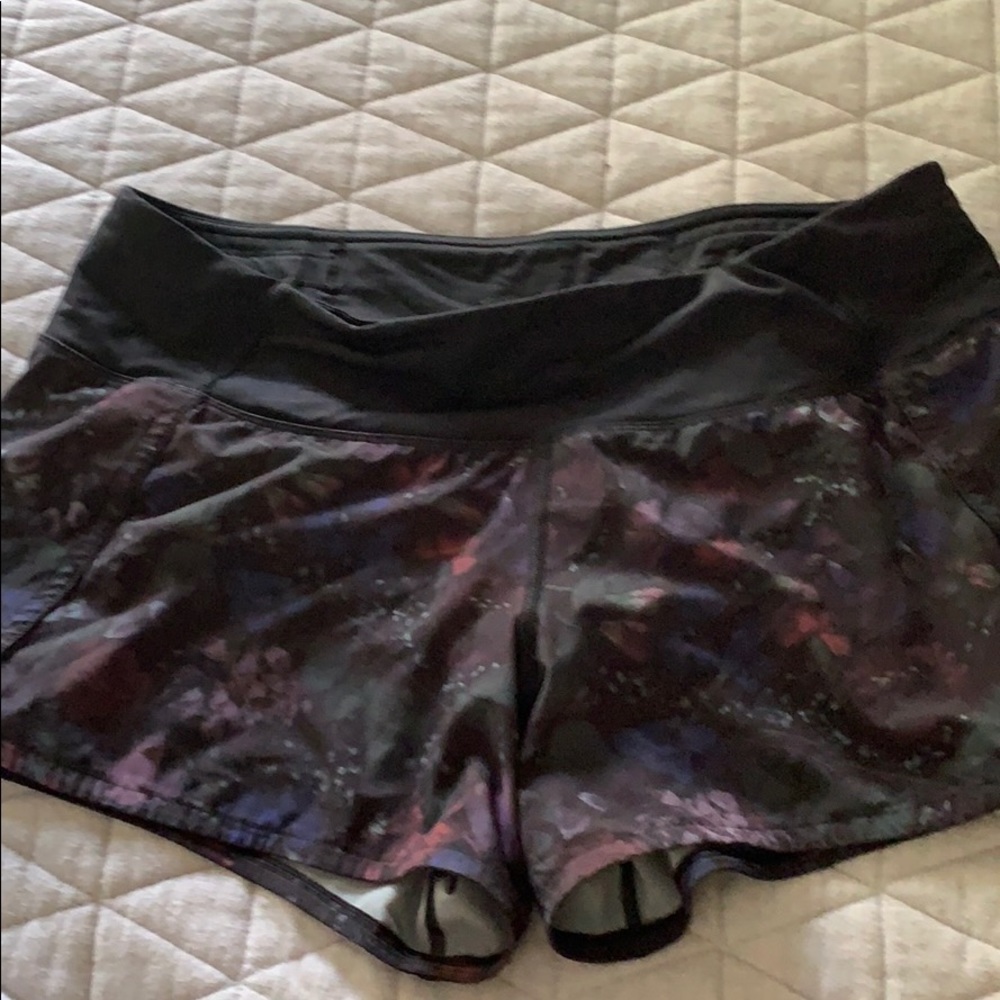 Lululemon Run times shorts